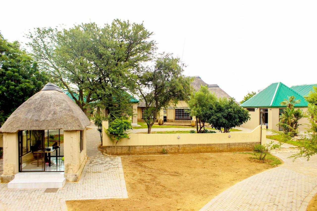 Zoe Bush Lodge Pretoria-Noord Exterior foto